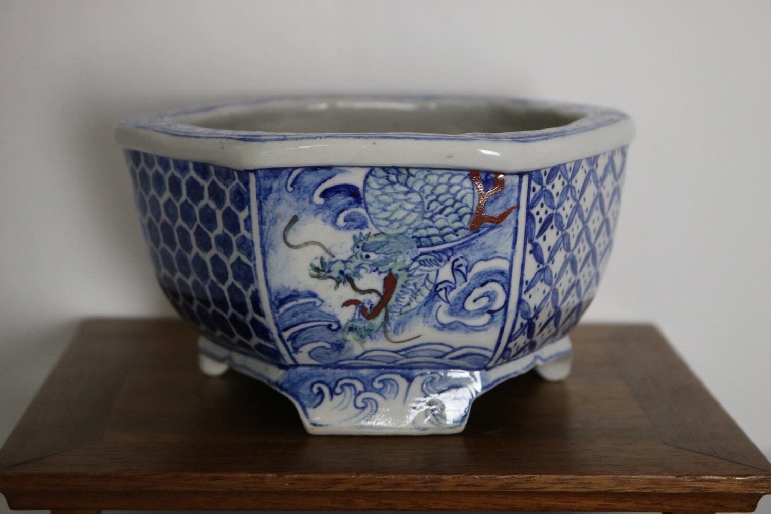 Tani Ranzan; Japan. 15cm; Hexagonal; Painted Dragon Pot; Go-Sai (5 Colour); Signed By Artist.