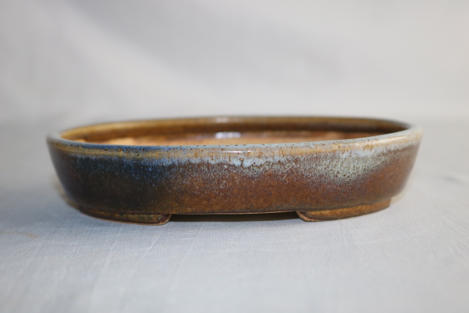 Koyo - 1st Generation. Aiba Kouichirou; Tokoname, Japan. 15.3cm; Oval; Glazed; Takatori yu;