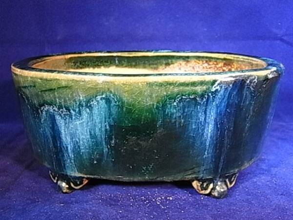 Shuhou, 秀峰, Tokoname, Japan.  15cm; Oval; Glazed; Running Glaze; Oribe Green; Blues; Hand-Signed;