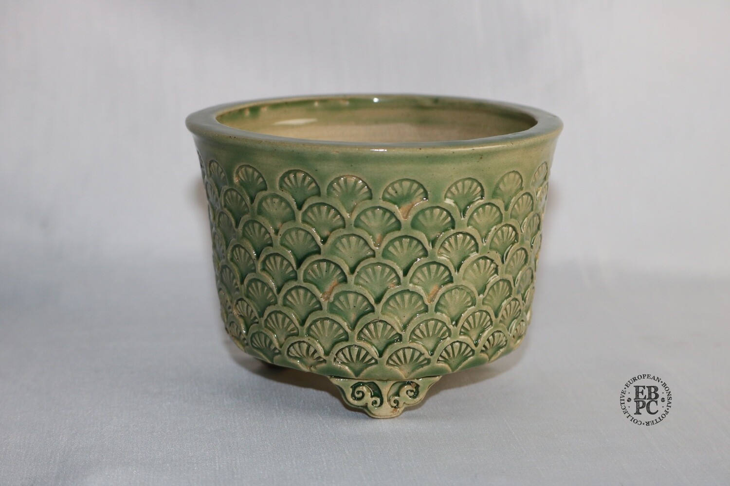 Amdouni Bonsai Pots - 10.5cm; Shell Imprint Design; Darker Celadon; Glazed; Round; Sami Amdouni;