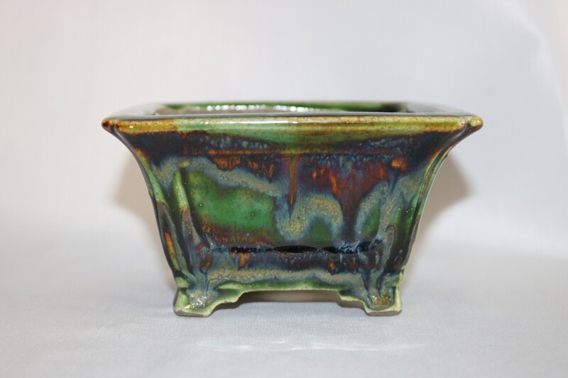 Satomi Terahata, Japan.  12.7cm; Square; Glazed; Superb Glaze; Stamped by the artist;