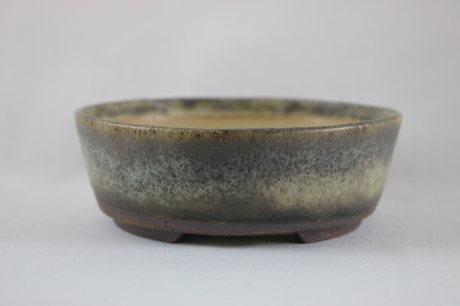 Ian Baillie - 13.6cm; Shohin; Superb Glaze; Round; Elegant Design; Sculpted Feet; Charcoal; Greys; Browns; Hand-Signed; Stamped - EBPC IB, &amp; Scotland.
