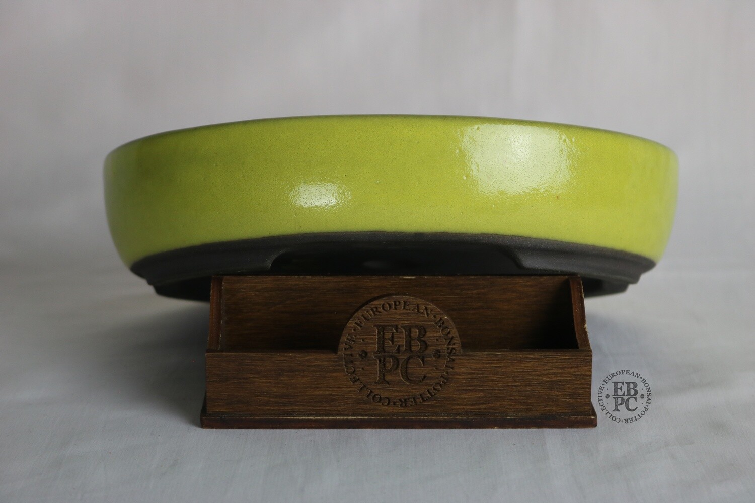 Walsall Studio Ceramics -David Jones; 20cm; Black Clay; Oval; Glazed; Yellow;