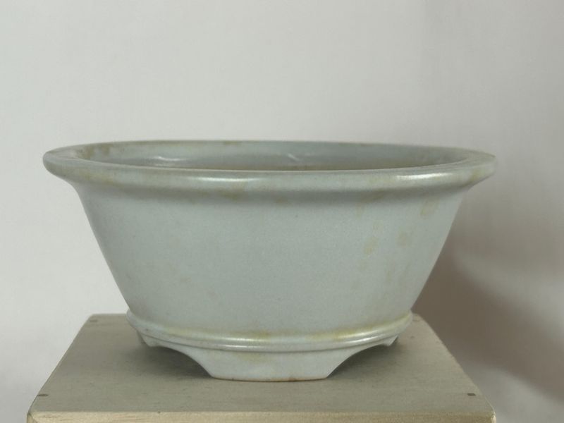 12.7cm;  Ikkou, Tokoname, Japan.  Vintage; Round; Glazed; Shiro; White; Stamped.