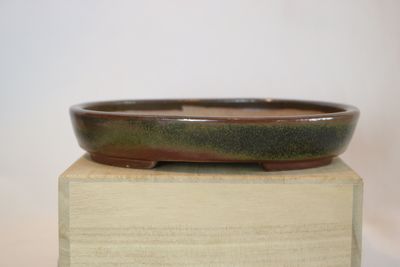 Koyo - 1st Generation. Aiba Kouichirou; Tokoname, Japan. 15.3cm; Oval; Glazed; Takatori yu;