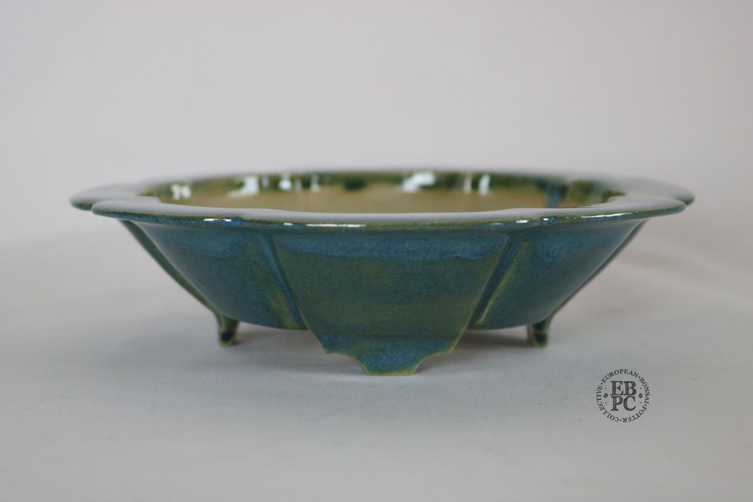 Gramming Pots - 19.8cm; Hand-made; Unique Design; Superb ~Blue/Green Glaze; Rinka / Flower Shape; Integrated Carved Feet; Tomas Gramming