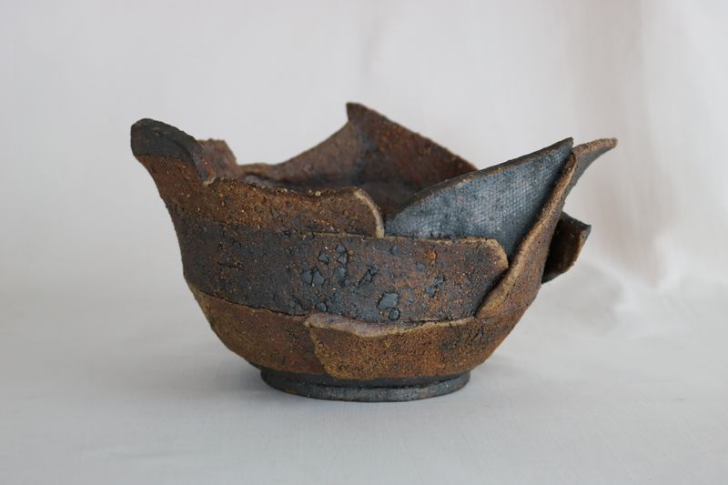 Dragonfly Slab Cascase Pot.