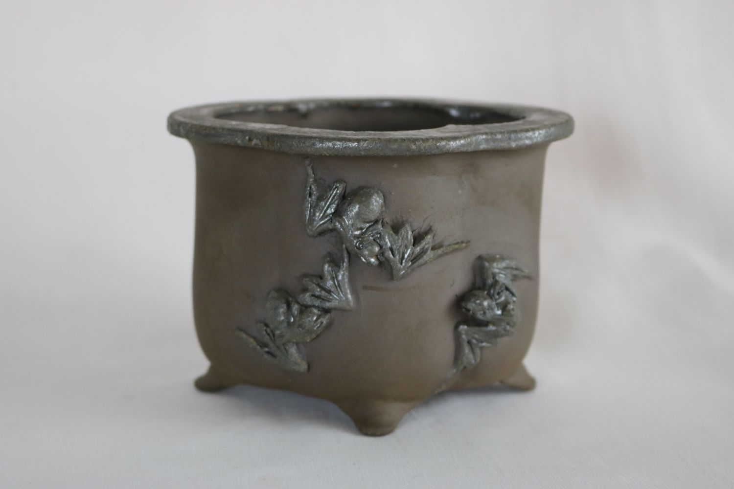 29 Year Old COLLABORATION Pot! Peter Krebs &amp; Marc Noelanders.   - Deep Mokko Shape; 1996 Made; Antique Chinese Design; Exquisite Sculpted &#39;BATS&#39;; Was a Limited Edition of 50.