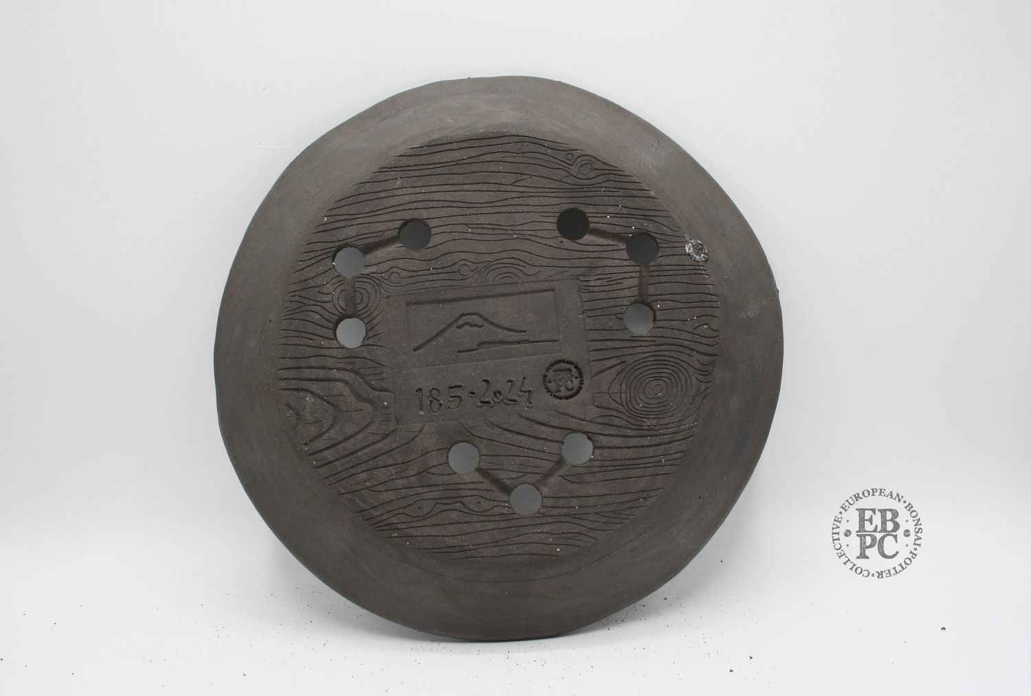 Shibusa Bonsai Pots - Italy. 25cm; Nanban Style; Dark  Brown/Grey Clay; Classic Nanban Design; EBPC Stamped. * EBPC-DIRECT *- Shipped by the artist. Lorenzo Penello - Italy.
