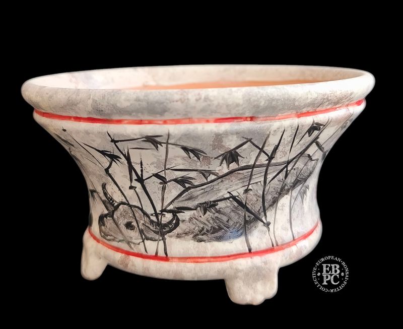 Vasart Bonsai - Italy. 9.3cm; Round; Unique Design; Hand-Painted; 'Water Buffalo'; Mottled Finish; Made by Vasart Bonsai; EBPC Stamped; *EBPC DIRECT (Sent to you from within the EU!) *