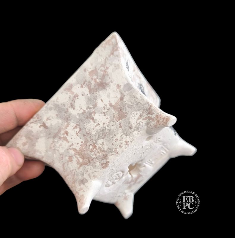 Vasart Bonsai - Italy. 11.5cm; Square; Flared Design; Hand-Painted; '馬 Uma the Horse'; Mottled Finish; Made by Vasart Bonsai; EBPC Stamped; *EBPC DIRECT (Sent to you from within the EU!) *