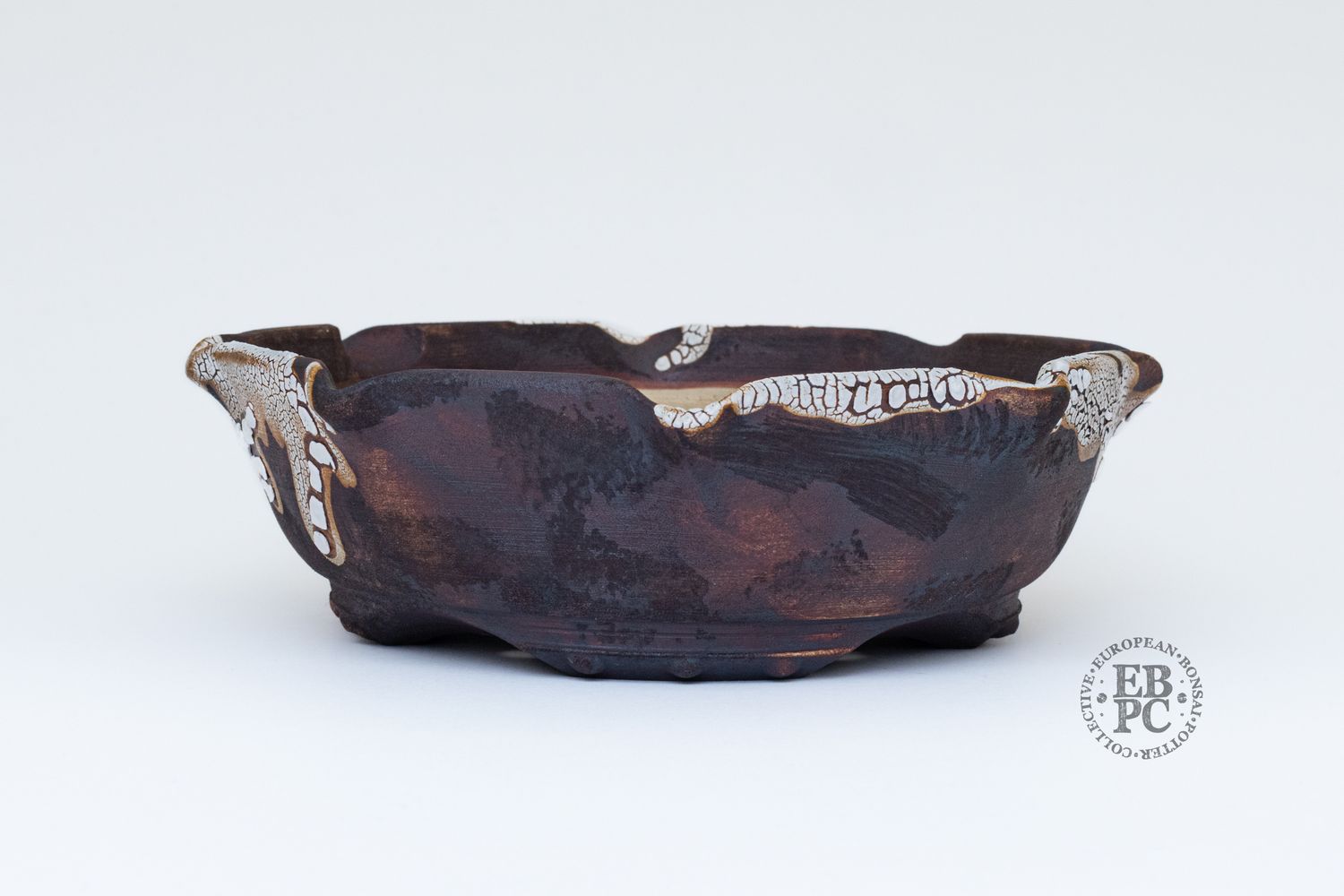 Yaruki Ceramics - Rome.   16.1cm; Round/Octagonal; Excellent Finish Mostly Unglaze; Reddish Browns; White; Made by Giuseppe Lombardo