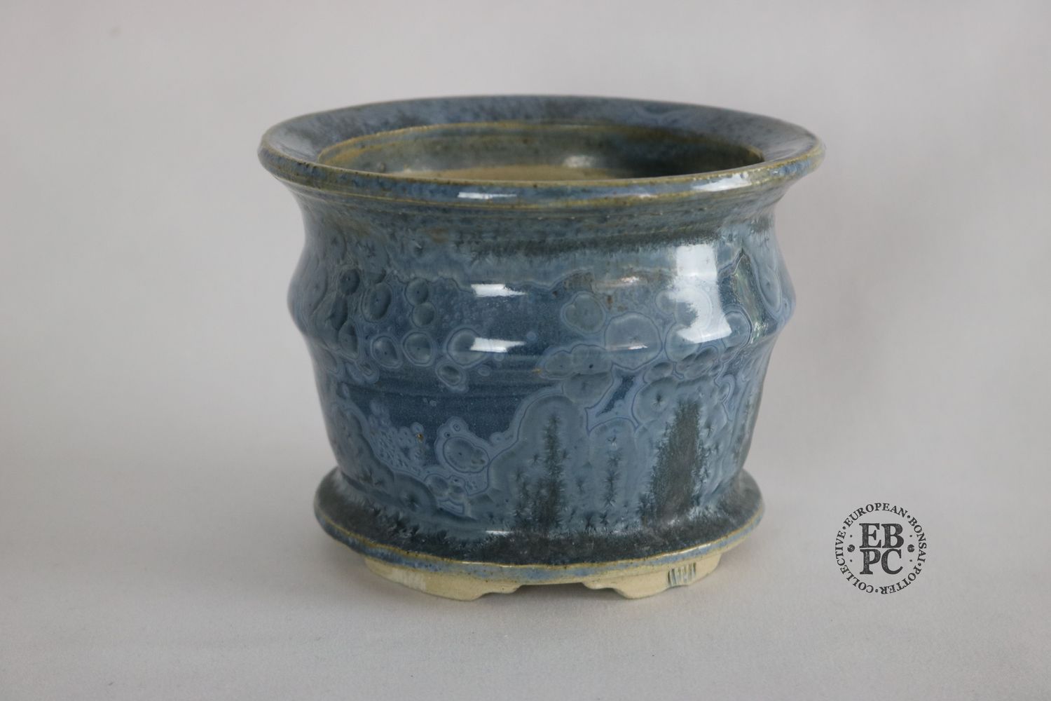 O Yaku - 13.2cm; Round; Glazed; Elegant Design; Crystalline Glaze; EBPC Dual-stamped;      Shay Cohen, Israel.