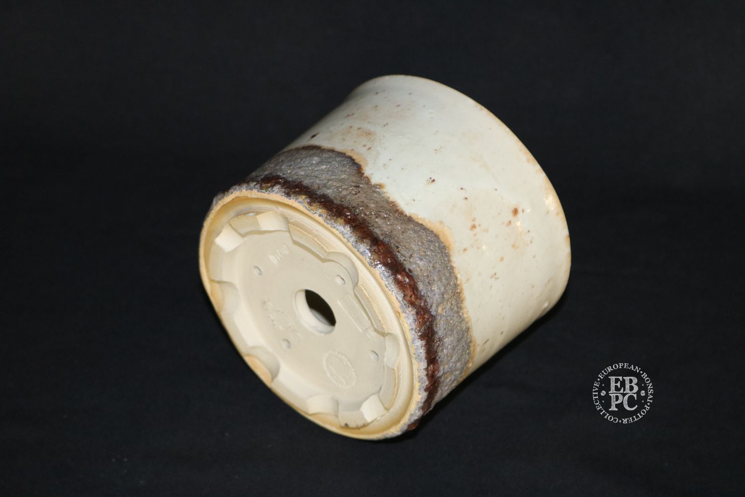 Flow Studio, Belgium - 12.1cm; Round; Glazed; Organic Design; Textured; Oatmeal; Cream; Light &amp; Dark Browns; Charcoal Grey;    Jurgen Robyns