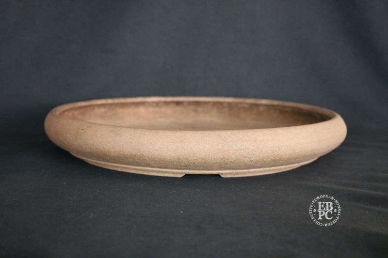 Ian Baillie –  30.7cm; Round; Shallow Design; Unglazed; Refined Finish; Older Pre-Loved Pot;