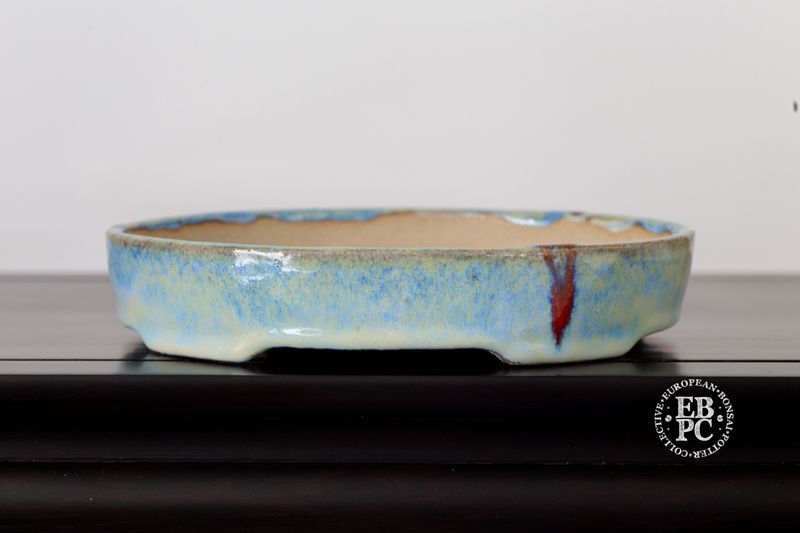Michal Mokry - Netherlands.   17.8cm; Oval; Classic Design; Light Blue &amp; White Glaze; Red Accent; Made by Michal Mokry.  *EBPC DIRECT (Sent to you from within the EU!) *