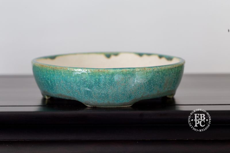 Michal Mokry - Netherlands. 16.2cm; Oval; Superb Oribe Crystalline Glaze; Greens; Made by Michal Mokry. *EBPC DIRECT (Sent to you from within the EU!) *