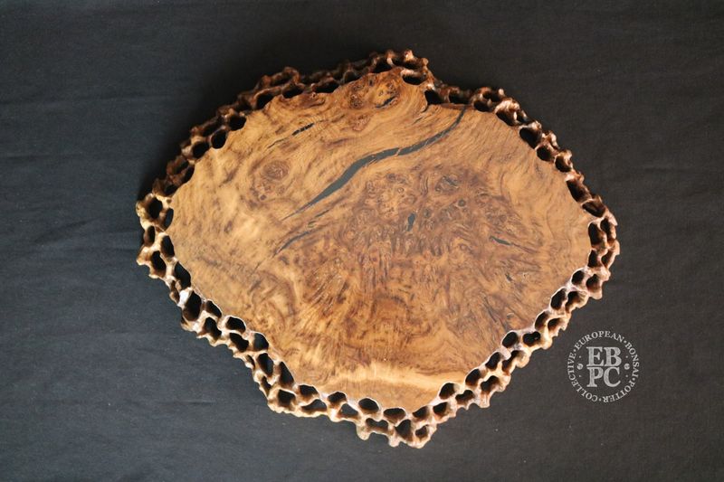MSH Bonsai Stands - Burr NeTaku / Jitta / Root Display Stand; 31.8cm; American Brown Oak; Hardwood; Handcrafted; Refined Oil &amp; Wax Finish; Bespoke Protective Box.