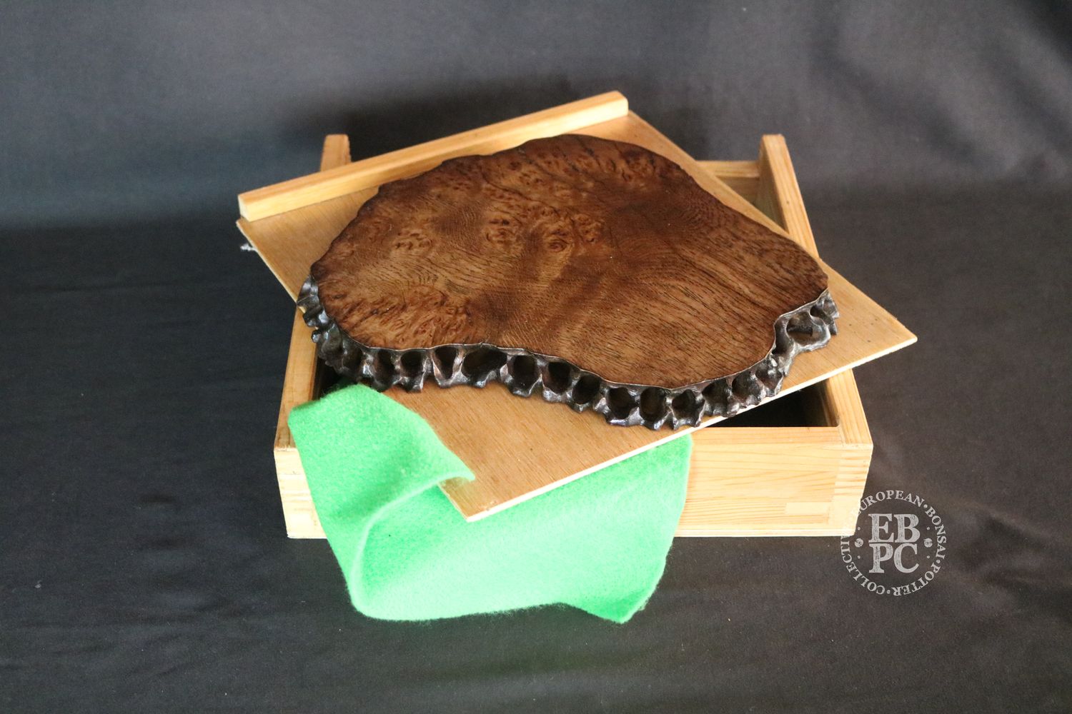MSH Bonsai Stands - NeTaku / Jitta; Root Display Stand; 31.8cm; American Brown Oak; Handcrafted; Refined Oil &amp; Wax Finish; Bespoke Protective Box.