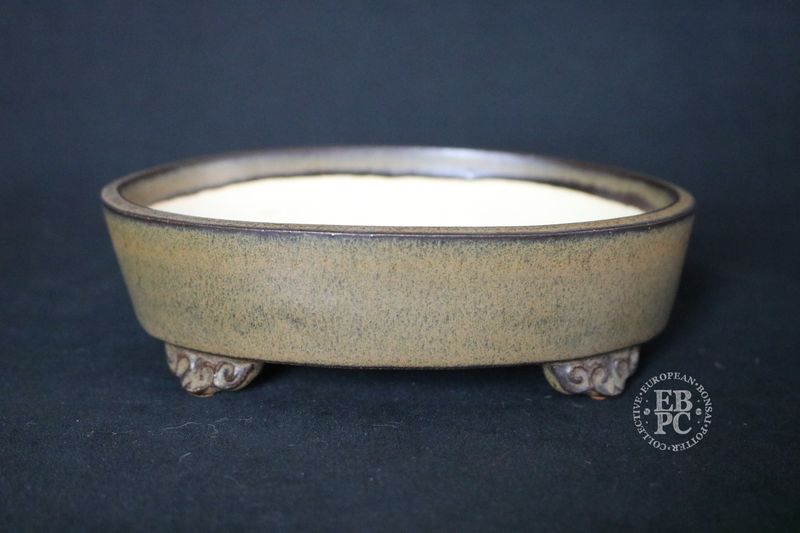 Fuuka, 風香 - Kiyoshi Koiwai. 15.4cm; Oval; Glazed; Carved Feet; Intricate Glaze; Refined Form & Finish; * Offered on behalf of a client.