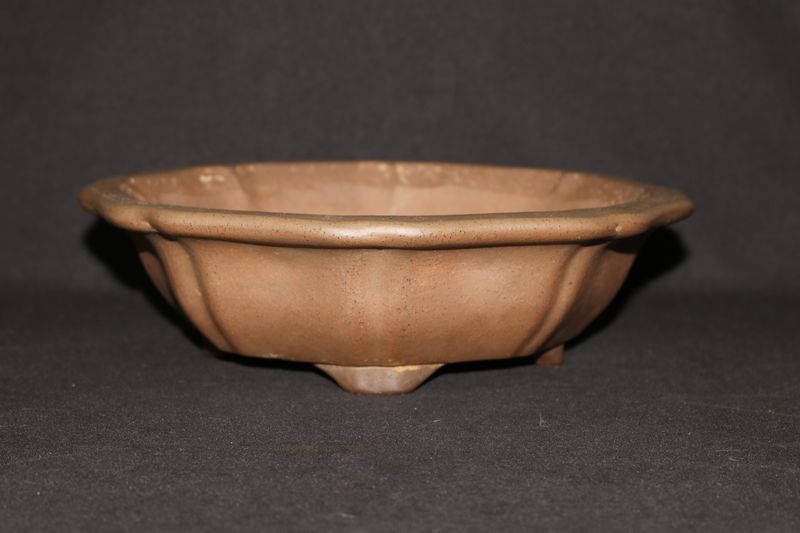 Gyouzan – Yukizyou Nakano; Japan.  24cm; Unglazed; Octagonal / Hanagata; Stamped By Artist;