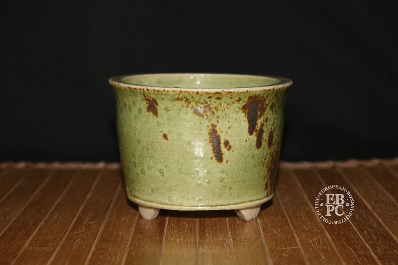 EBL Pots - 10.2cm; Handmade; Shohin; Round; Celadon Glaze; Volcanic Sand; Unglazed Feet; Elsebeth Bruun Ludvigsen