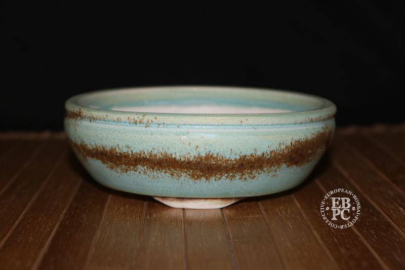 EBL Pots - 12.5cm; Handmade; Shohin / Large Accent Pot; Round; Celadon Glaze; Volcanic Sand; Unglazed Feet; Elsebeth Bruun Ludvigsen