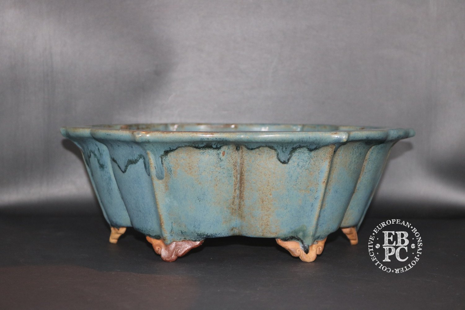 Gramming Pots - 33.8cm; Glazed; Antique mirror shape; Light blue; Semi cascade; Kinyo; Tomas Gramming