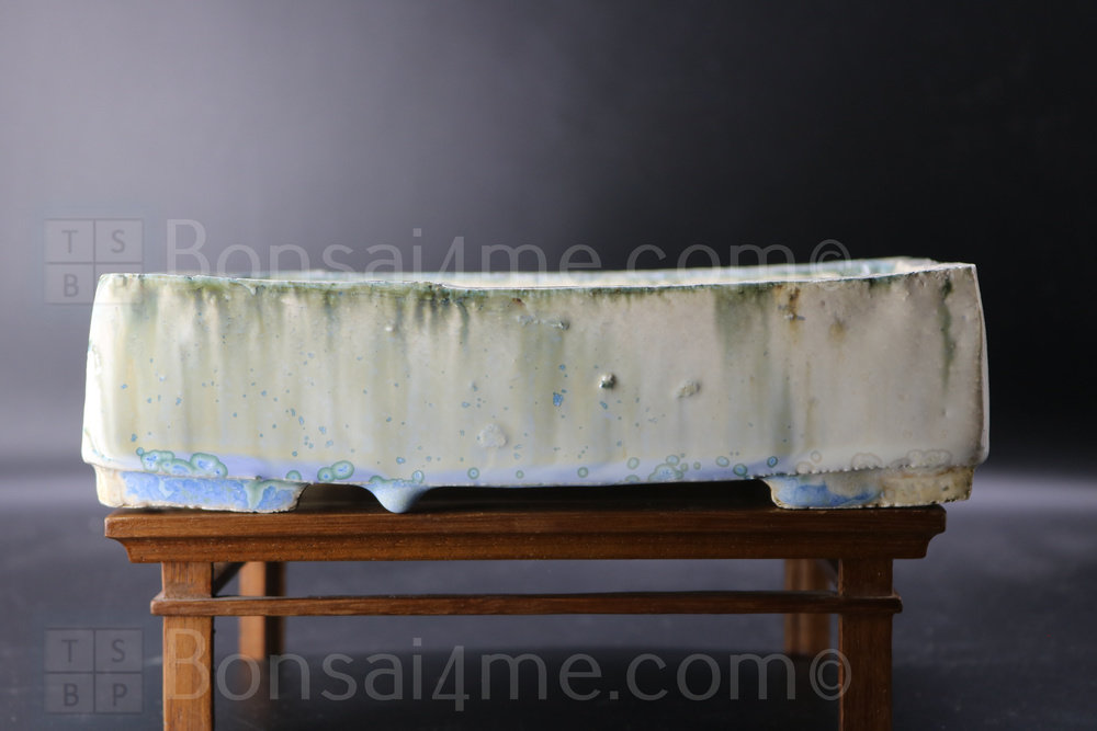 Holvila - 20.2cm; European; glazed; rectangle; white, green, blue
