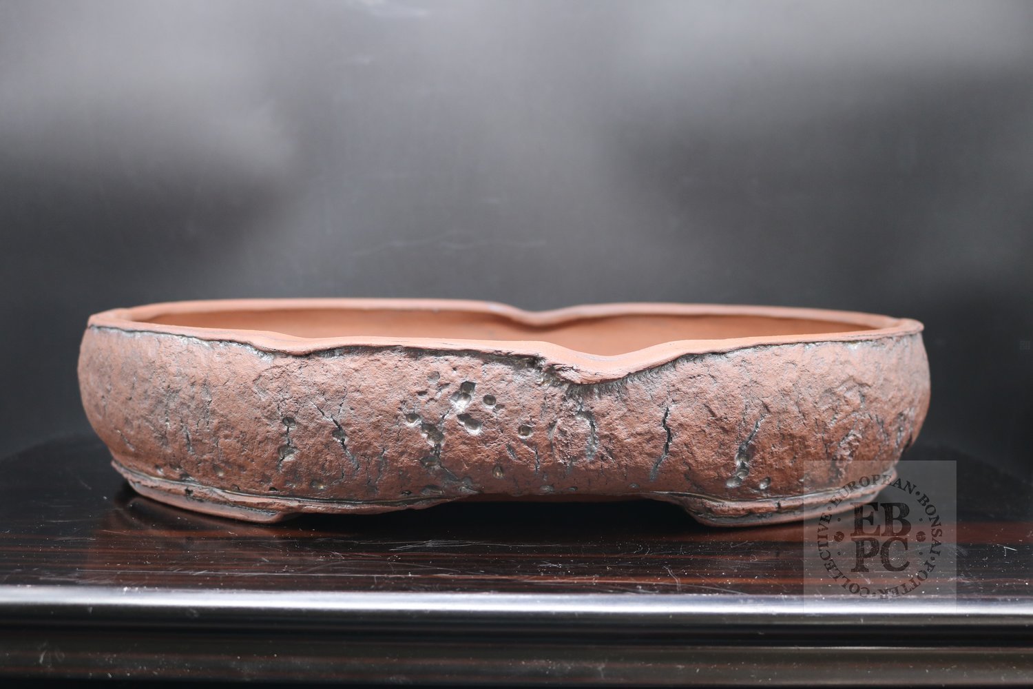 M.B. Bonsaischalen - SOLD - 36.5cm; European; oval; chuhin; rustic; unglazed; oxide glaze;