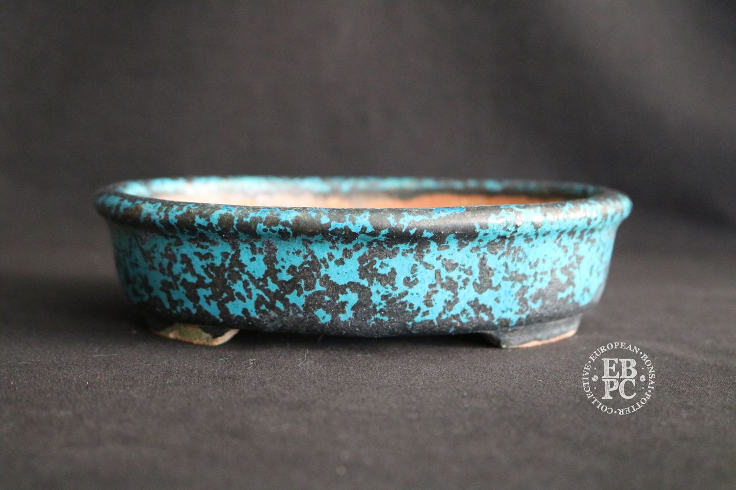 Guerao Bonsai Pots; 17.1cm; Glazed; Oval: Vibrant Aqua Blue; Gunmetal Grey; Crystalline Glaze; Guerao Pot.