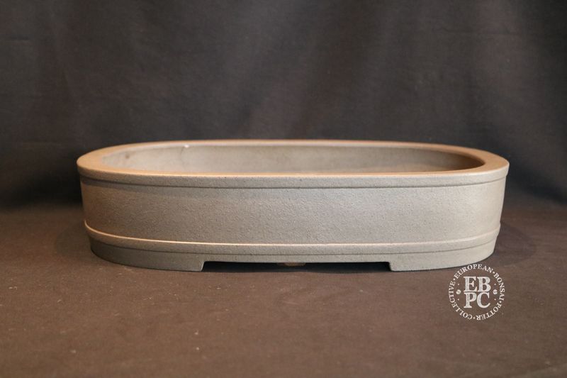 KEIZAN, Tokoname. 40cm; Vintage; Oval / Soft Rectangle; Unglazed; Recessed Feet; Banding; Smooth Finish; * From a Private 70's Collection * KEIZAN, Tokoname. 40cm; Vintage; Oval / Soft Rectangle; Unglazed; Recessed Feet; Banding; Smooth Finish; * From a Private 70's Collection *