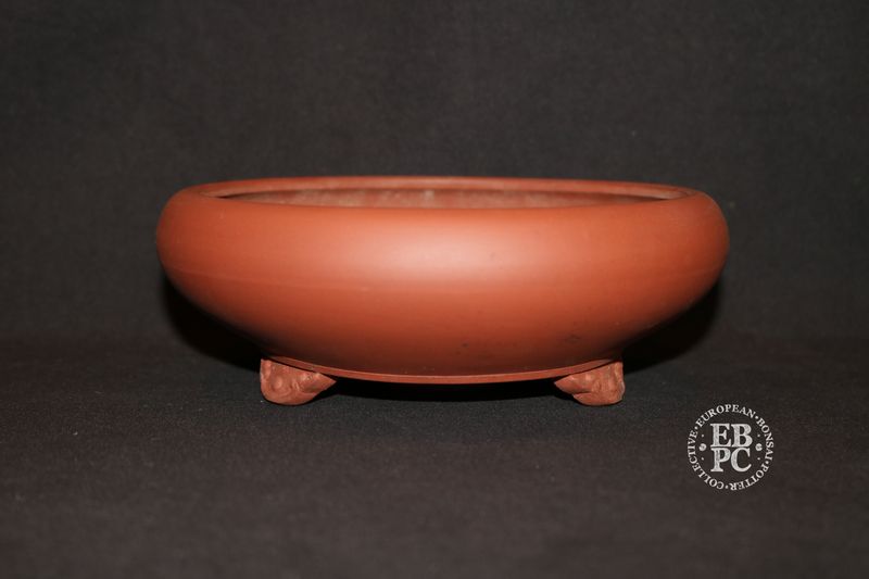 Kousen, Tokoname. 19cm; Vintage; Shudei Clay; Unglazed; Sculpted Feet; Banding; Burnished Finish; * From a Private 70's Collection *