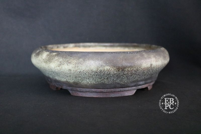 Ian Baillie - 24.5cm; Round; Elegant Design; Superb Antique Mottled Glaze; Cream & Mint Green; Charcoal; Brown; Basal Band. Made by Ian Baillie of Scotland. Ian Baillie - 24.5cm; Round; Elegant Design; Superb Antique Mottled Glaze; Cream & Mint Green; Charcoal; Brown; Basal Band. Made by Ian Baillie of Scotland.