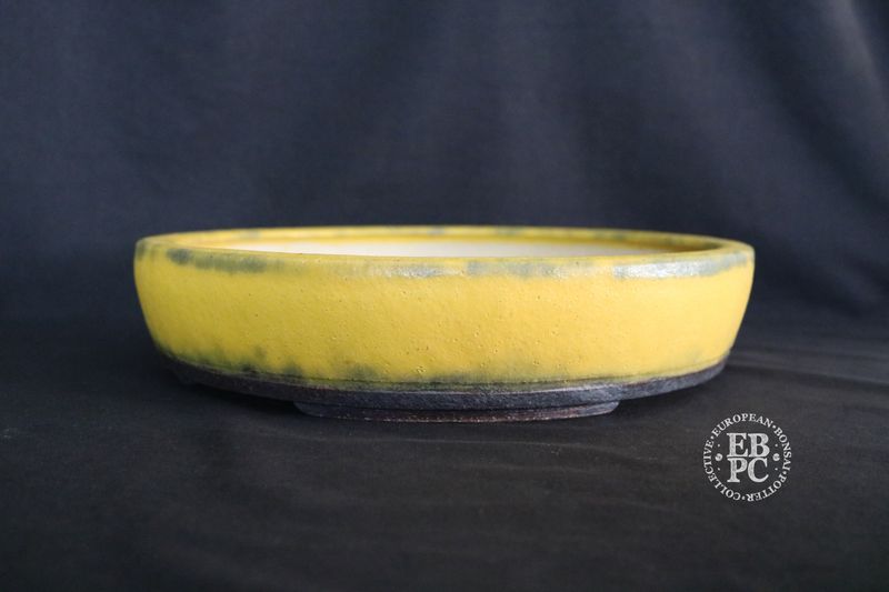 Ian Baillie - 32cm; Round; Superb Lemon Glaze; Recessed Feet; Yellow;  Made by Ian Baillie of Scotland