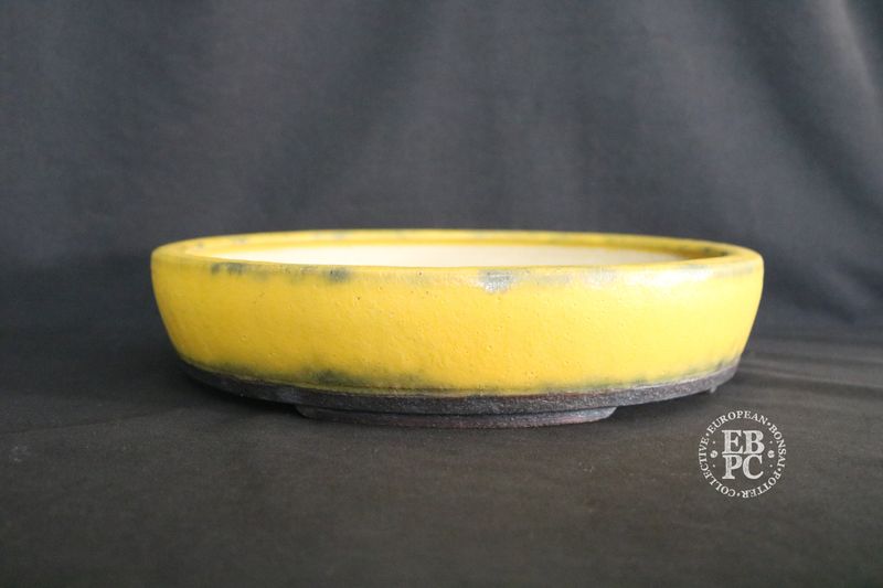 Ian Baillie - 32cm; Round; Superb Lemon Glaze; Recessed Feet; Yellow;  Made by Ian Baillie of Scotland