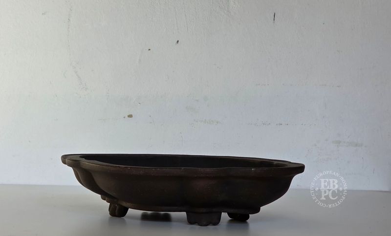Zenigo - Tokoname, Japan.       (Certified Master)  39cm; Antique Mokko Design; Shidei Clay; Unglazed;  EBPC-Client DIRECT: Shipped from Italy.