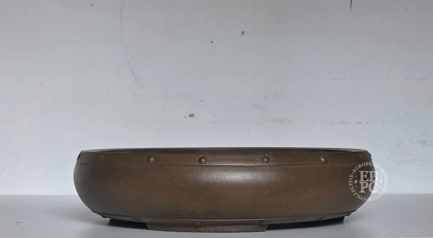 Touinken, Yixing, China.   37cm; Round; Unglazed;  Drum Style; Rivets  * EBPC-Client DIRECT: Shipped from Italy.