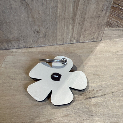 Lederlook Sleutelhanger Beige