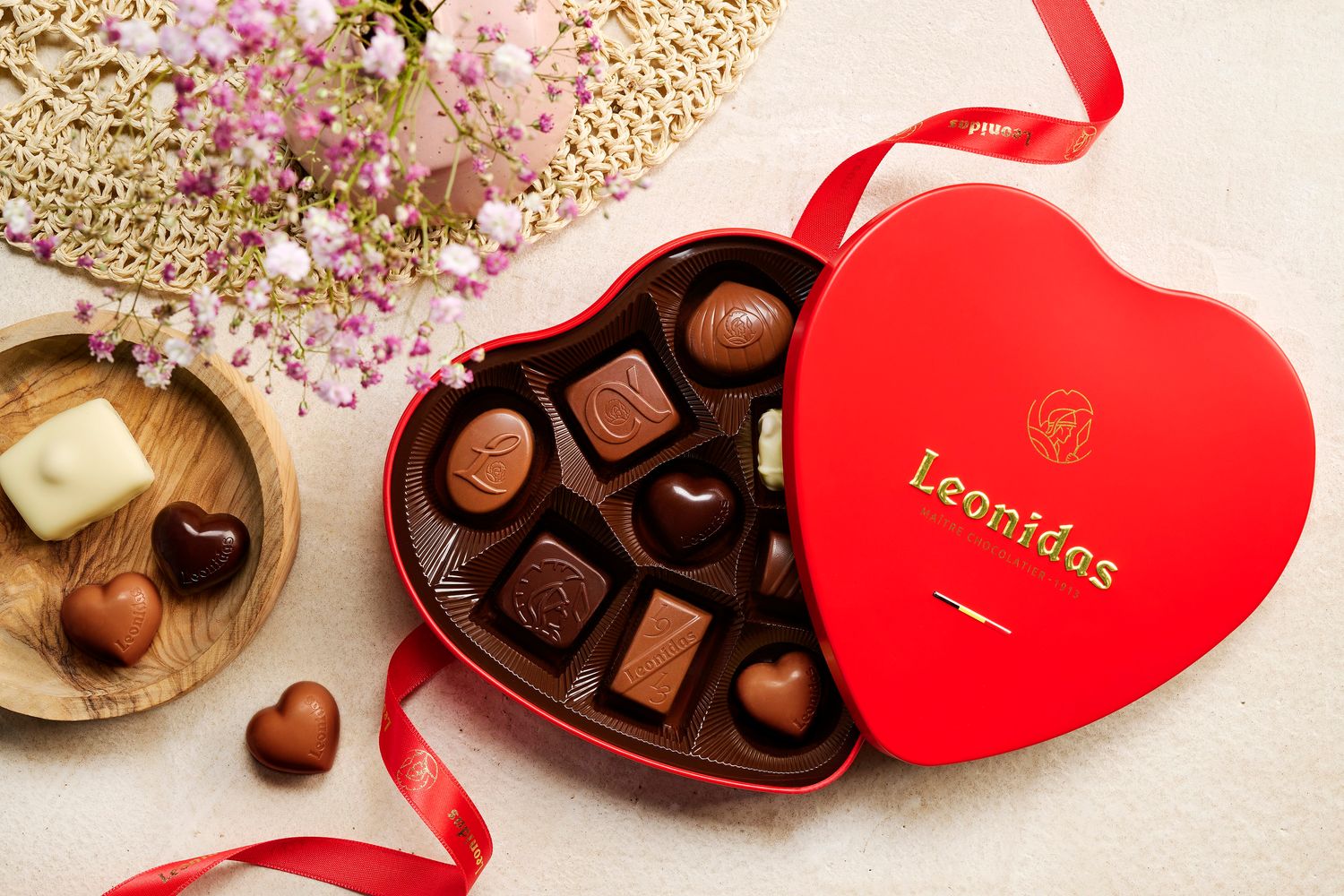 Metalen hart Leonidas - 9 pralines