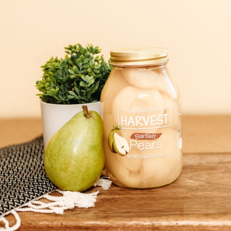 Preserved Harvest Bartlett Pear Halves