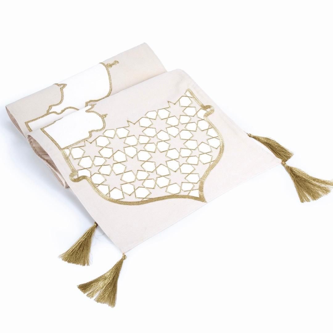 Nawwartouna Mosques Arabesque Table Runner