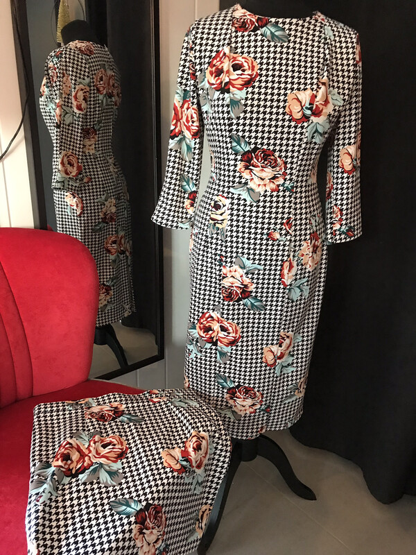 Houndstooth Roses Houndstooth Roses