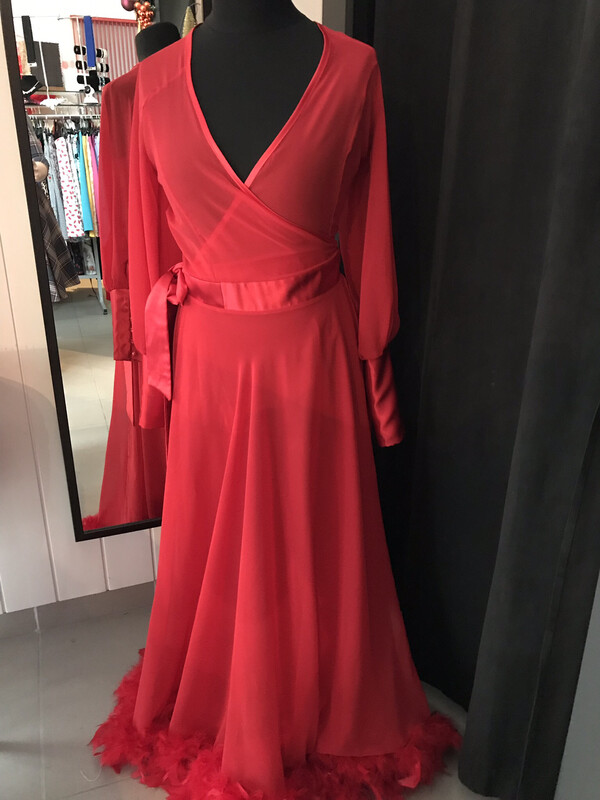 Chiffon Peignoir Rood Met Boa Chiffon Peignoir Rood Met Boa