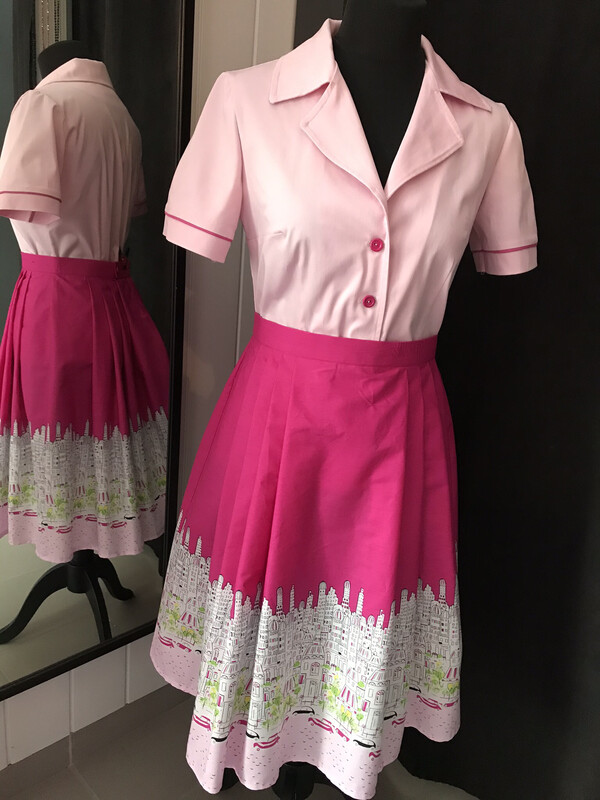 Bloes in effen katoen met Roze Accenten Bloes in effen katoen met Roze Accenten