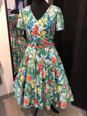 Tropical flowers blauw