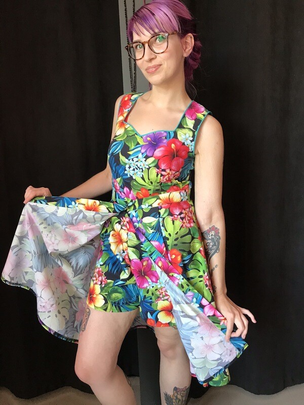 Button Skirt Lost in Paradise