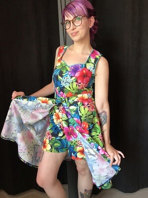 Button Skirt Lost in Paradise