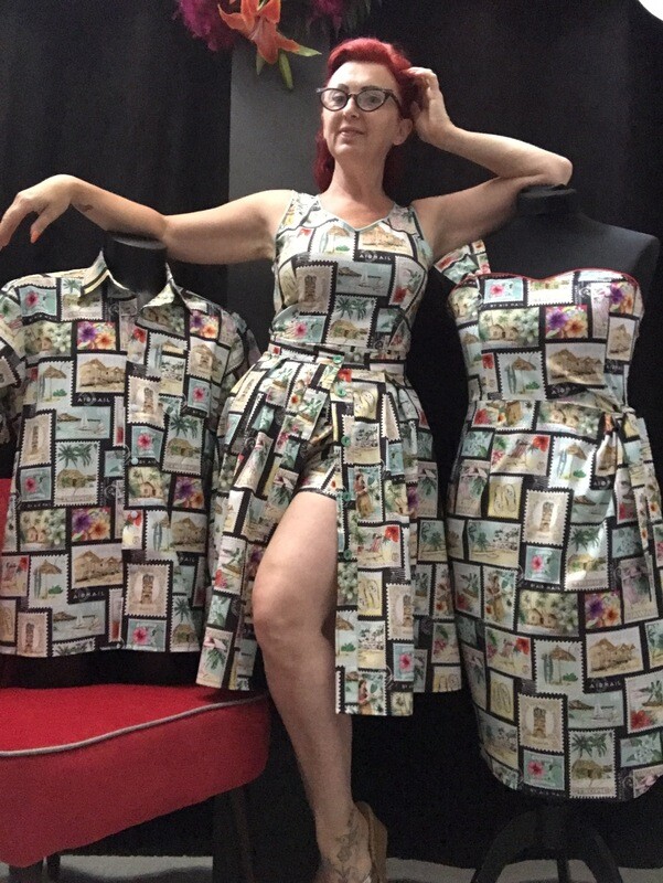 Playsuit Stamps black