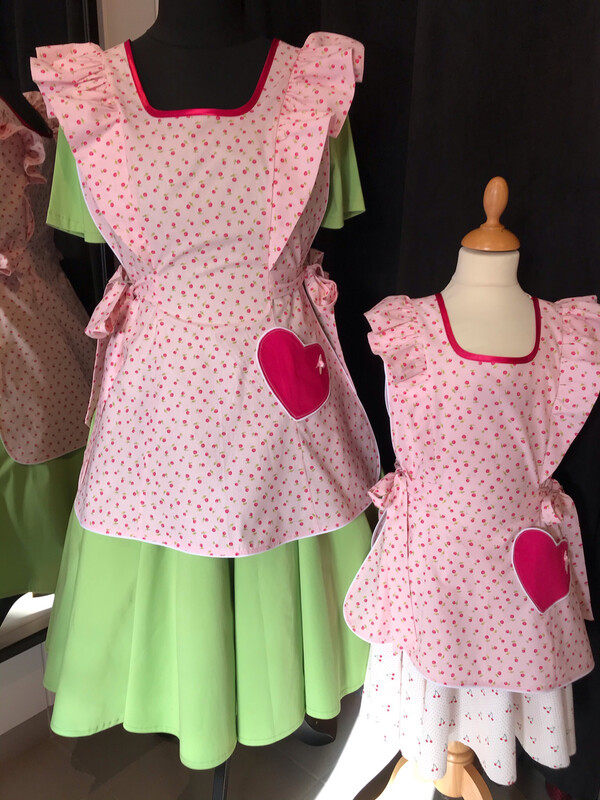 Apron Mini Cherry 🍒 Pink Apron Mini Cherry 🍒 Pink